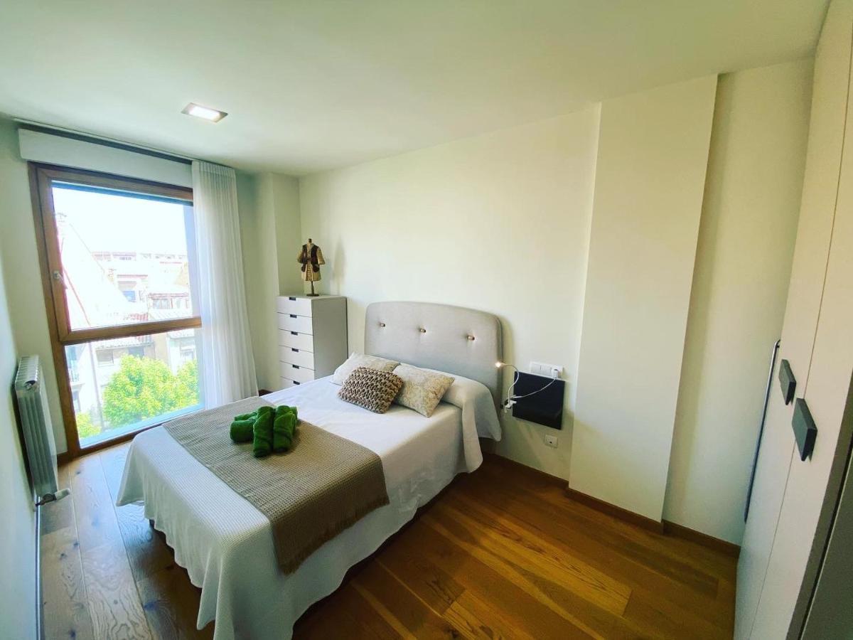 Voila Catedral Apartment Tudela Bagian luar foto